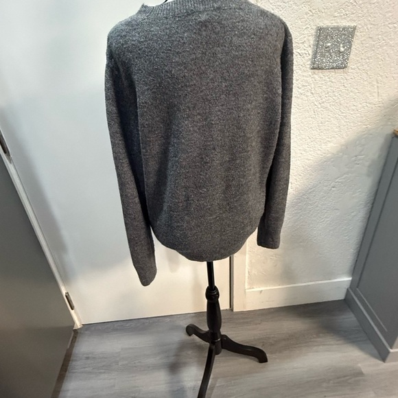 H&M Charcoal Women's Crew Neck Sweater - Picture 5 of 7